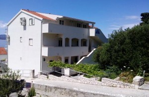 /b_images/thumb_1405435_stanici_apartments_omis_private_accommodation_croatia_1.jpg