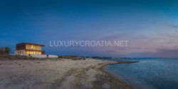 /c_images/thumb_3250197_1_nt-villa-with-pool-for-sale-Zadar-area-Croatia-7-300x151.jpg