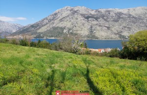 /b_images/thumb_3024438_stoliv-plac-boka-kotorska-nekretnine-crna-gora_2.jpg