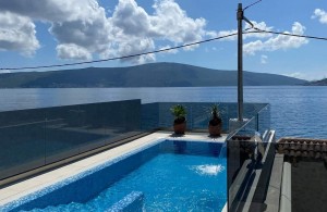 /b_images/thumb_3036448_villa_in_tivat_pool10.jpg