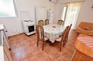 /b_images/thumb_3042712_housing_rent_info_stan_topla_herceg-novi--4-.jpg