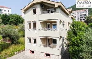 /b_images/thumb_3048735__kuca_apartments_house_djenovici_boka_bay_montenegro--2-.jpg