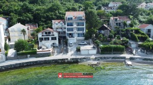 /b_images/thumb_3049457_liv-boka-kotorska-apartment-next-to-the-sea-for-sale-_17.jpg