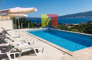 /b_images/thumb_3057507_happymontenegro16.1.jpg