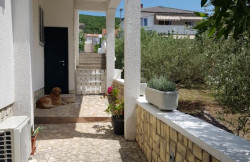/c_images/thumb_1391946_2_Adriatic_House_Peric_7c73ff0b112d.jpg