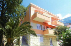 /c_images/thumb_226845_1_Anita_4173Makarska_Apartments_Anita_Center.jpg