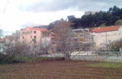 /c_images/thumb_2399086_2_2.-Skradin-building-land-by-the-road-950x713.jpg