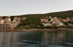 /c_images/thumb_2540616_1_dscape-montenegro-sea-view-urbanized-waterfron-marina-6-.jpg