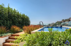 /c_images/thumb_2765128_2_Centar-penthouse-378m2-Budva-2.jpeg