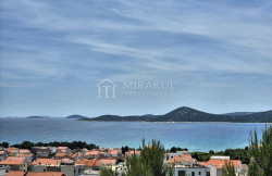 /c_images/thumb_2794302_1_ine-vodice-luksuzna-vila-sa-bazenom-i-pogledom-na-more-1.jpg