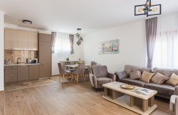 /c_images/thumb_2809484_2_apartment-for-sale-adriastone.com_9-4.jpg