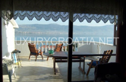 /c_images/thumb_2827560_2_House-for-sale-2nd-row-to-the-sea-Ciovo-Croatia-3.jpg