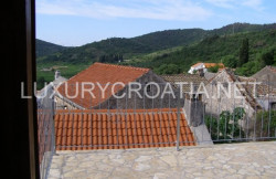 /c_images/thumb_2827569_3_Stone-house-for-sale-Janjina-Peljesac-8.jpg