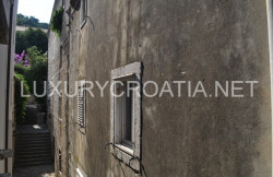 /c_images/thumb_2827583_4_House-for-sale-in-center-of-Korcula-town2.jpg