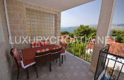 /c_images/thumb_2827585_3_Seaview-apartment-house-for-sale-Postira-Brac-43.jpg