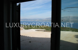 /c_images/thumb_2827590_2_e-house-with-panoramic-sea-view-for-sale-Supetar-Brac-16.jpg
