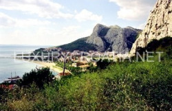 /c_images/thumb_2827655_2_Building-land-for-sale-near-sandy-beach-Omis6.jpg