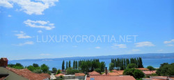 /c_images/thumb_2827668_2_Land-for-sale-with-panoramic-sea-view-Omis-Croatia-2.jpg