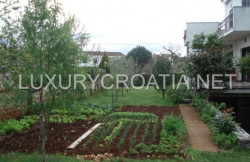 /c_images/thumb_2827710_1_KRK-HOUSE-FOR-SALE-2.jpg