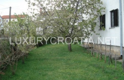 /c_images/thumb_2827710_4_KRK-HOUSE-FOR-SALE-3.jpg