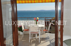 /c_images/thumb_2827826_1_Sea-view-house-for-sale-Podstrana-Split-9.jpg