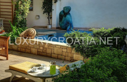 /c_images/thumb_2827832_1_VILLA-FOR-SALE-BRAC-ISLAND-10.jpg