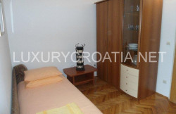 /c_images/thumb_2827852_1_Apartment-for-sale-in-Omis-Croatia-10.jpg