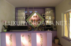 /c_images/thumb_2828116_2_Villa-with-pool-for-sale-near-Zadar32.jpg