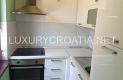 /c_images/thumb_2828154_3_Apartment-for-sale-island-of-Krk-Kvarner-2.jpg