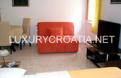 /c_images/thumb_2828315_3_House-for-sale-in-center-of-Korcula-old-town15.jpg
