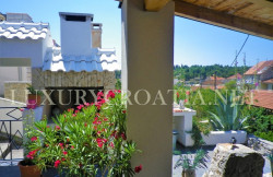/c_images/thumb_2828324_3_Sea-view-house-for-sale-Milna-Brac-31.jpg