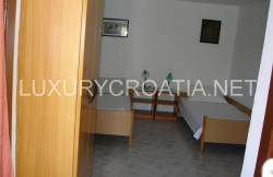 /c_images/thumb_2828325_1_Apartment-for-sale-Rukavac-island-of-Vis-2.jpg