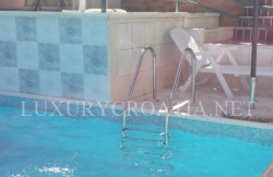 /c_images/thumb_2828398_4_Spacious-apartment-house-with-pool-close-to-Trogir-27.jpg
