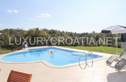 /c_images/thumb_2828399_4_Villa-with-pool-for-sale-in-central-Istria13.jpg