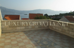/c_images/thumb_2828401_1_Sea-view-stone-house-for-sale-Korcula-15.jpg