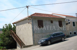 /c_images/thumb_2828450_2_Great-sea-view-house-for-sale-in-Ciovo-1.jpg