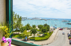 /c_images/thumb_2828451_3_Seafront-apartment-for-sale-in-Split-center-20.jpg