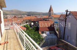 /c_images/thumb_2828453_1_Big-house-for-sale-in-Trogir-9.jpg