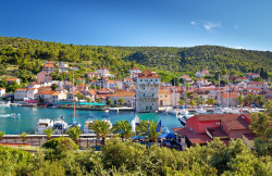 /c_images/thumb_2829607_2_Seaside-land-for-sale-Vinisce-Trogir-Croatia-14.jpg