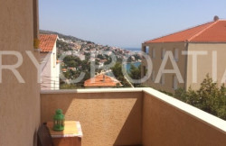 /c_images/thumb_2829622_4_Croatia-Trogir-Riviera-Ciovo-sea-view-villa-for-sale-5.jpg