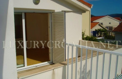 /c_images/thumb_2829700_1_House-for-sale-near-beach-Klek-Dubrovnik-area-2.jpg