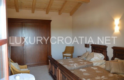 /c_images/thumb_2829714_3_Villa-with-pool-for-sale-Vodnjan-Istria-6.jpg