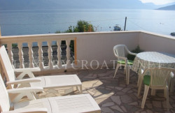 /c_images/thumb_2829775_1_Second-row-to-the-sea-house-for-sale-Ciovo-island-2.jpg