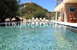 /c_images/thumb_2829777_1_Villa-in-mediterranean-style-for-rent-Hvar-21.jpg