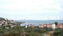 /c_images/thumb_2829781_1_Seaview-Apartment-Near-Trogir-for-sale8.resized.jpg