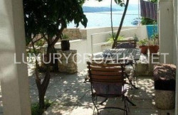 /c_images/thumb_2829834_3_SEA-VIEW-LARGE-HOUSE-FOR-SALE-CIOVO115.jpg