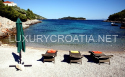 /c_images/thumb_2829847_1_-to-sea-building-land-for-sale-on-south-side-of-Korcula5.jpg
