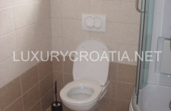 /c_images/thumb_2829854_3_Apartment-with-sea-view-for-sale-Supetar-island-Brac-8.jpg