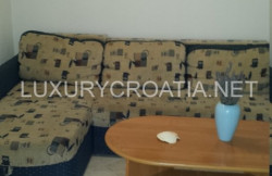 /c_images/thumb_2831059_3_Apartment-in-stone-house-for-sale-Stari-Grad-Hvar2.jpg