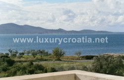 /c_images/thumb_2868660_4_Seaside-House-for-Sale-Filip-Jakov-Zadar-9.jpg